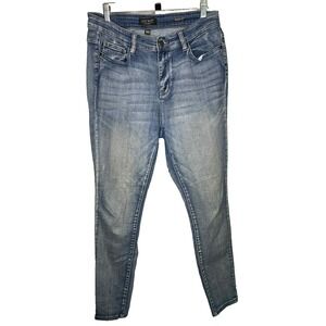 Judy Blue skinny Distressed Jeans Size 13/31‎ JB High Rise medium Wash stretchy